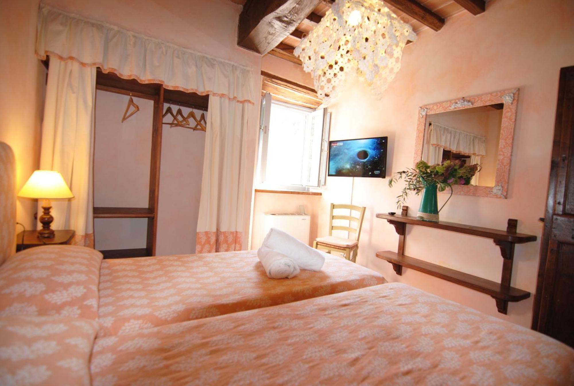Agriturismo I Frati Paciano المظهر الخارجي الصورة